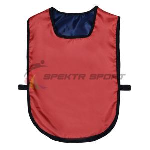 Купить Манишка футбольная двусторонняя универсальная Spektr Sport красно-синяя в Сысерть 